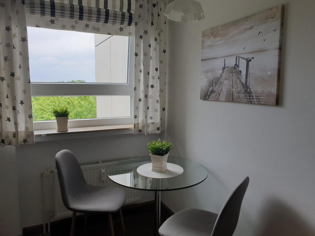 191 Ferienwohnung Deichbruecke Вильгельмсхафен Экстерьер фото